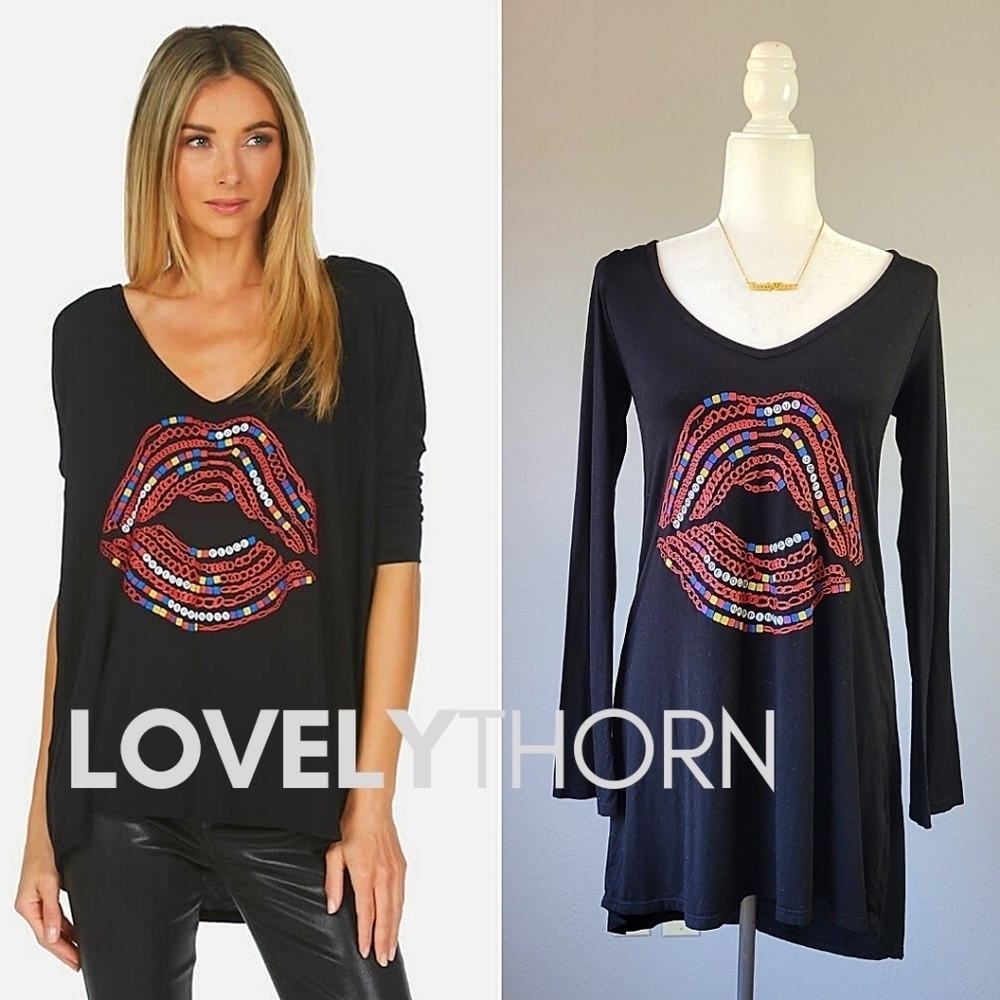 LAUREN MOSHI // ltd ed bracelet lip graphic plunge long sleeved mini dress
